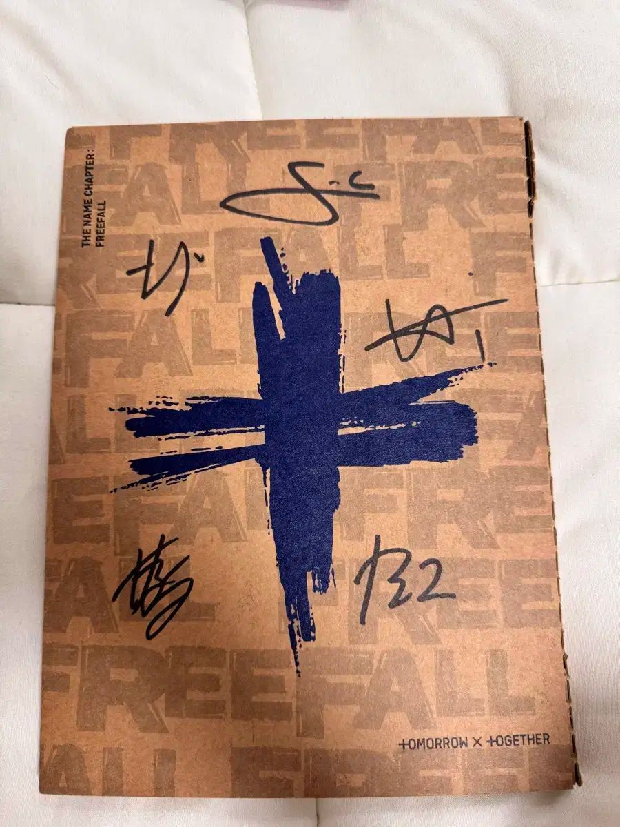 TOMORROW X TOGETHER(TXT) サイン入り アルバム TOMORROW X TOGETHER
