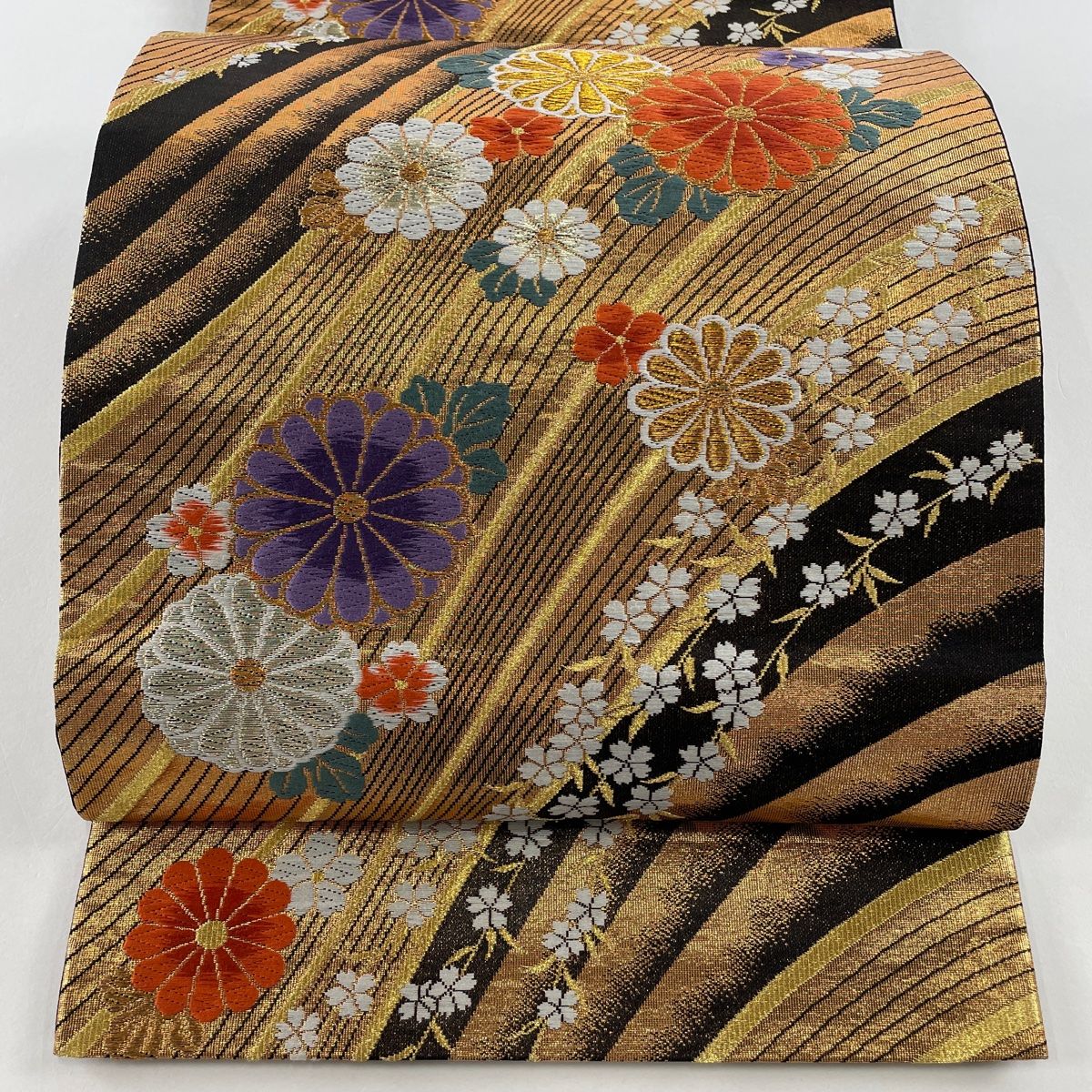 袋帯 美品 秀品 菊 桜 金銀糸 箔 金色 六通 正絹 【中古