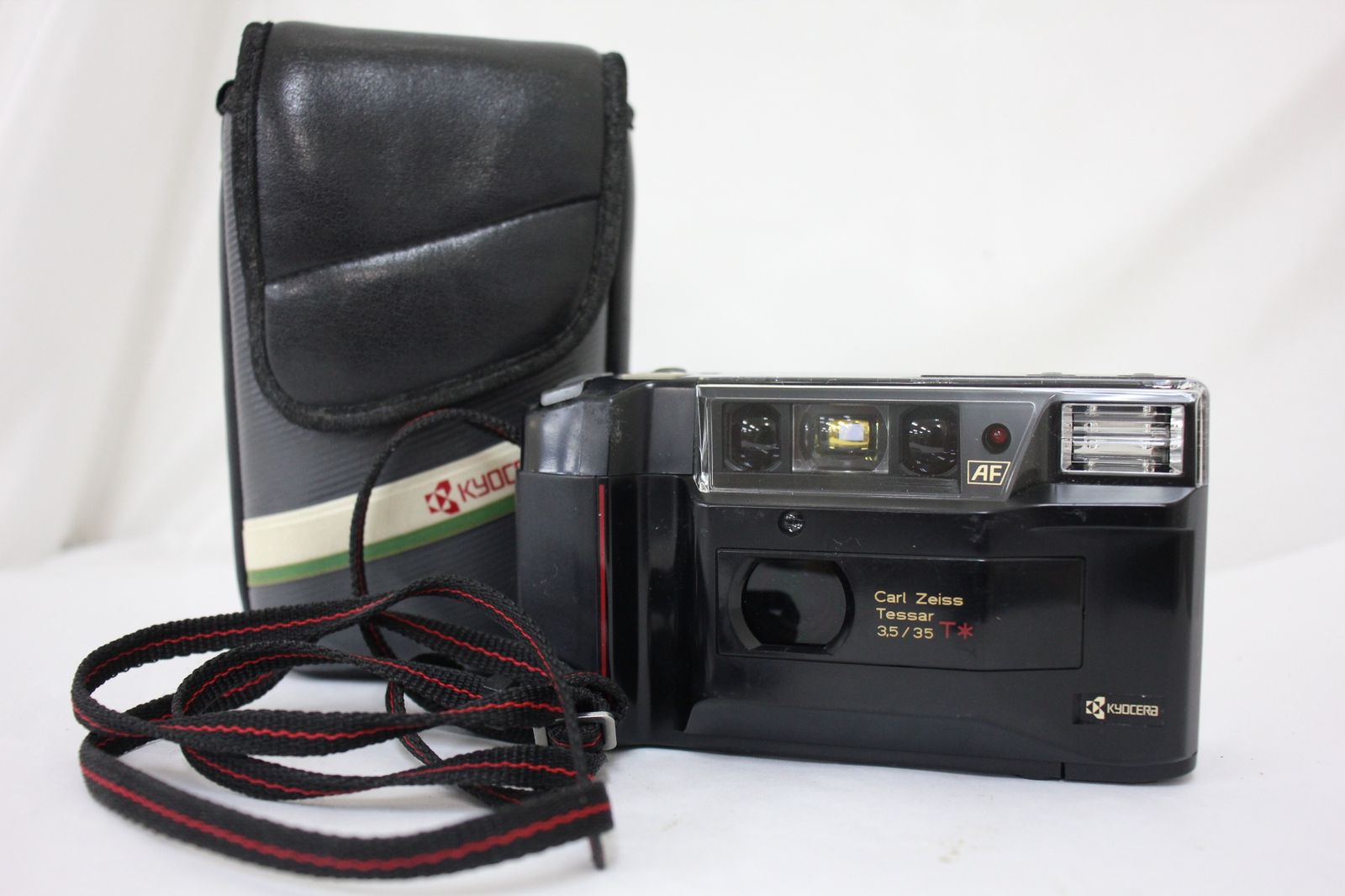 返品保証 KYOCERA TD Carl Zeiss Tessar 35mm F3.5 T ソフトケース付き コンパクトカメラ e2820