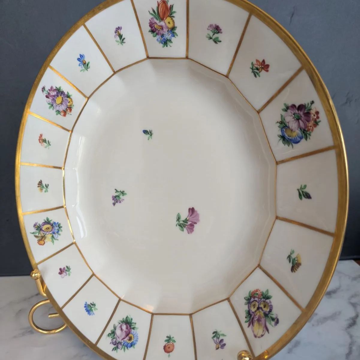 高級ライン 24㎝ ロイヤルコペンハーゲン ヘンリエッテ 大皿 金彩 北欧 食器 高級ライン 24㎝ ロイヤルコペンハーゲン ヘンリエッテ 大皿