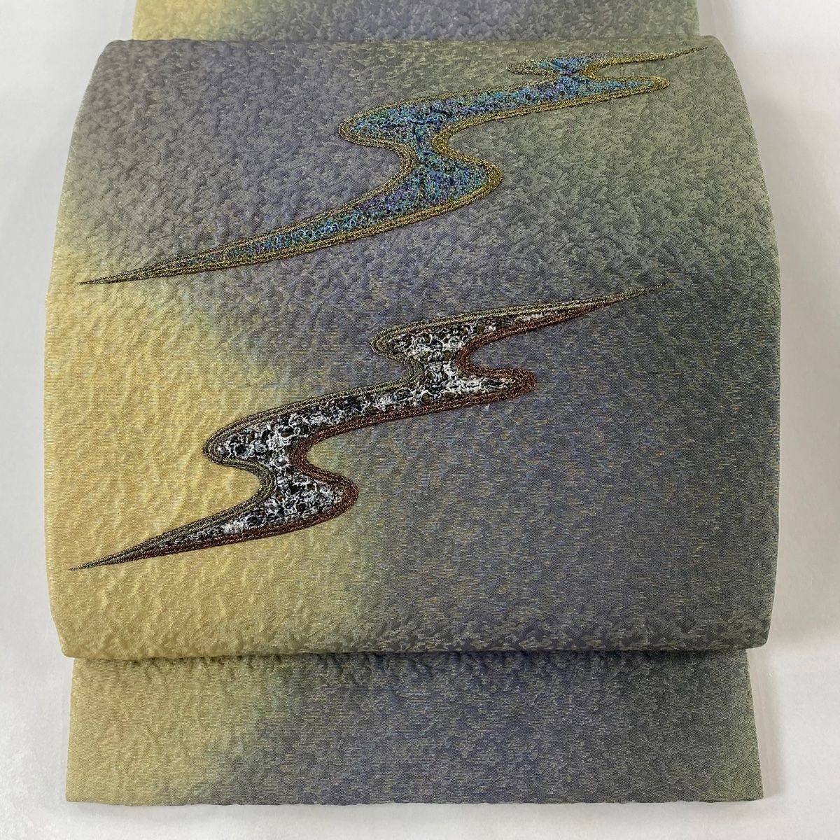 袋帯 美品 秀品 幾何学 ぼかし柄 箔 金糸 青紫 お太鼓柄 正絹