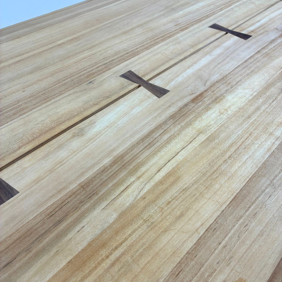 ノーウェアライクホーム 関家具 ダイニングテーブル ブラウン 角脚