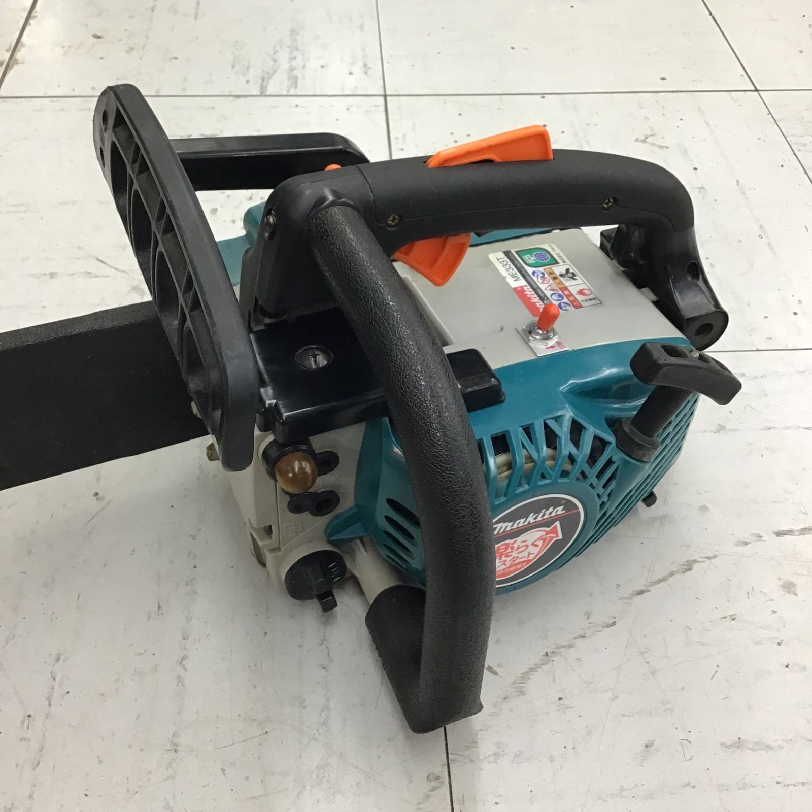 マキタ エンジンチェーンソー ME333T【中古品】