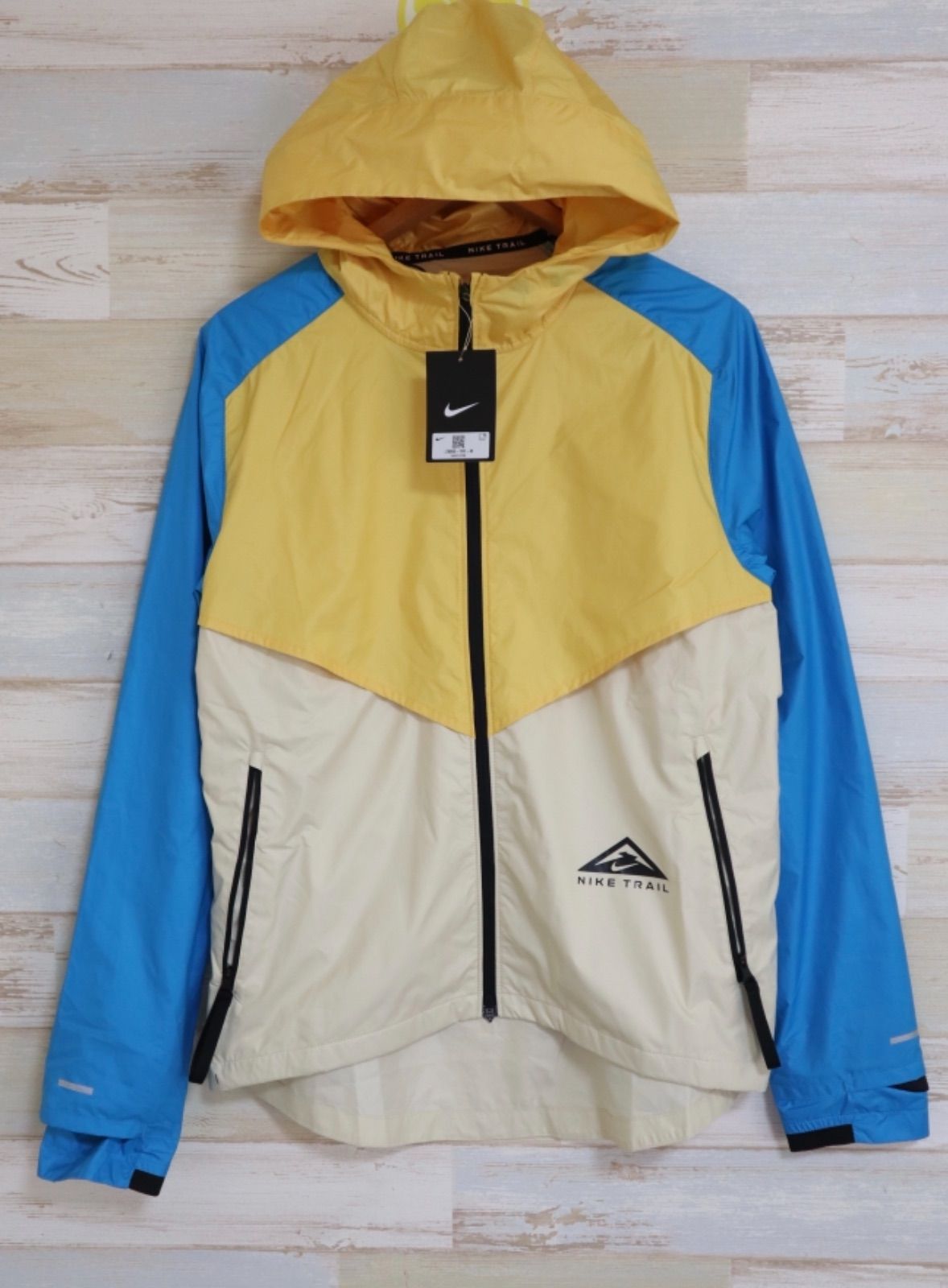 新品 ナイキ NIKE ナイキ ウィンドランナー トレイル フーディ