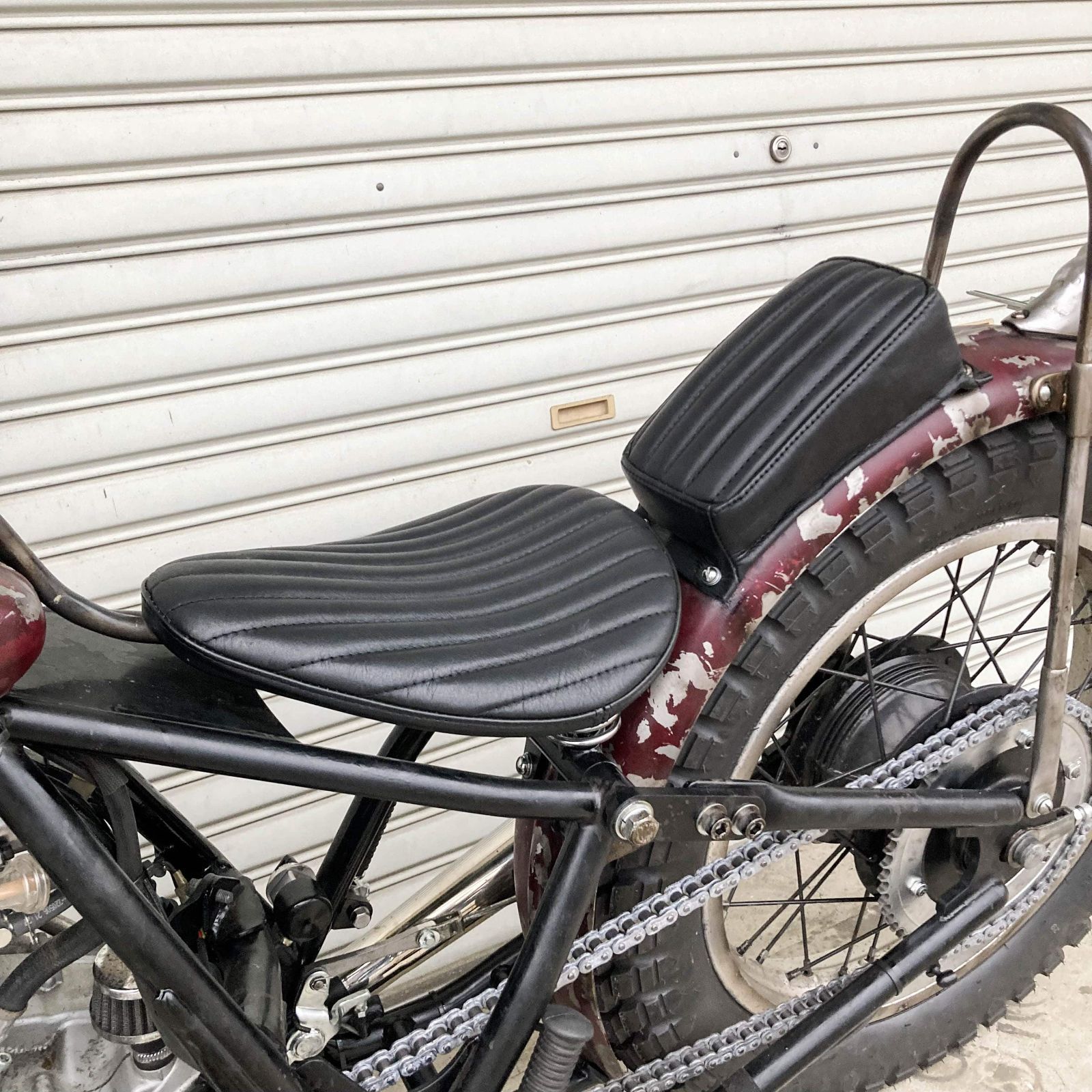 汎用サドルシート、ピリオンシート(本革) 本革 STDソロサドルシート/ピリオンパッドセット - メルカリ