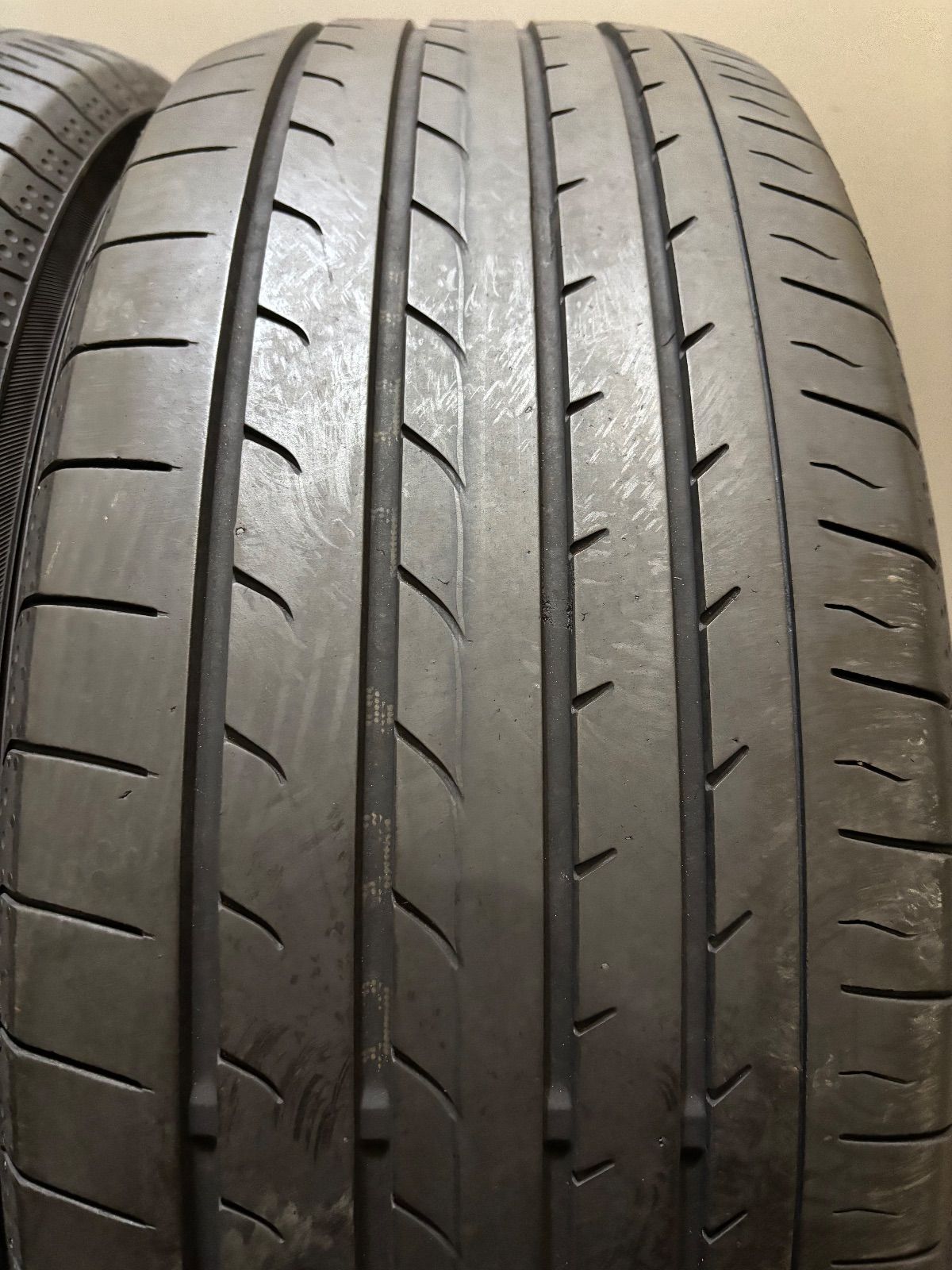 215 60R17 YOKOHAMA Blu Earth RV-02 21年製 夏タイヤ サマータイヤ 4本 ヨコハマ エスティマ C-HR カローラクロス 南7-K200