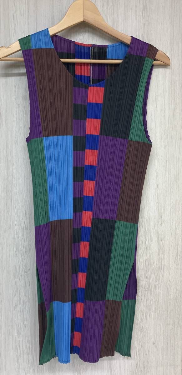 PLEATS PLEASE ISSEY MIYAKE プリーツプリーズ イッセイミヤケ