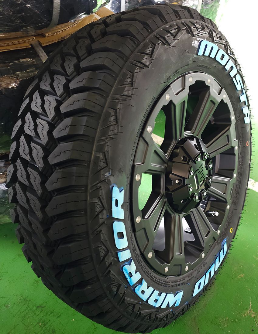 デリカD5 クロスロード エクストレイル CHR MONSTA モンスタ マッド 215/70R16 ホワイトレター 16インチ レクセル  DeathRock デスロック - メルカリ