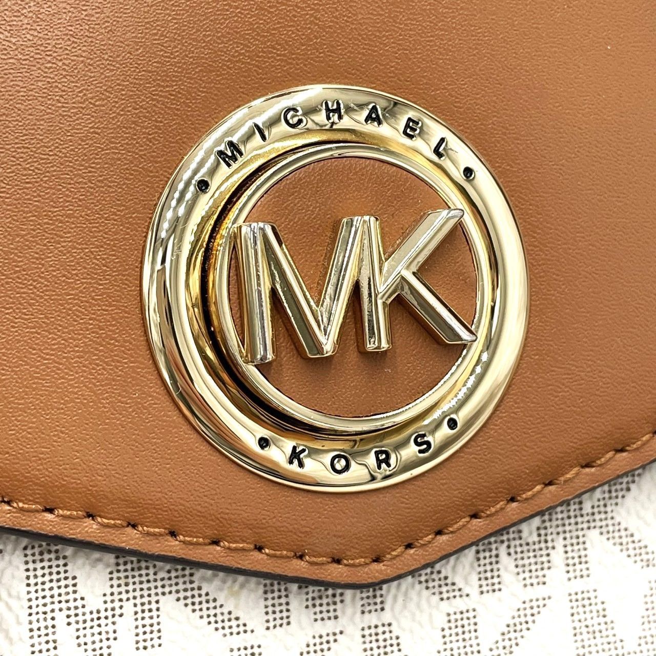 K965】MICHAEL KORS(マイケルコース)/カルメン/フラップ