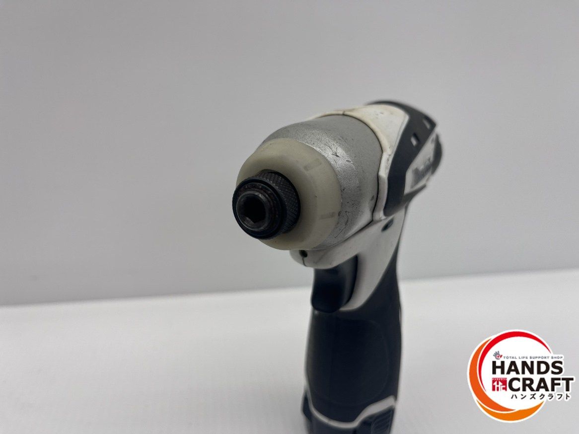 10.8V 充電式インパクトドライバ