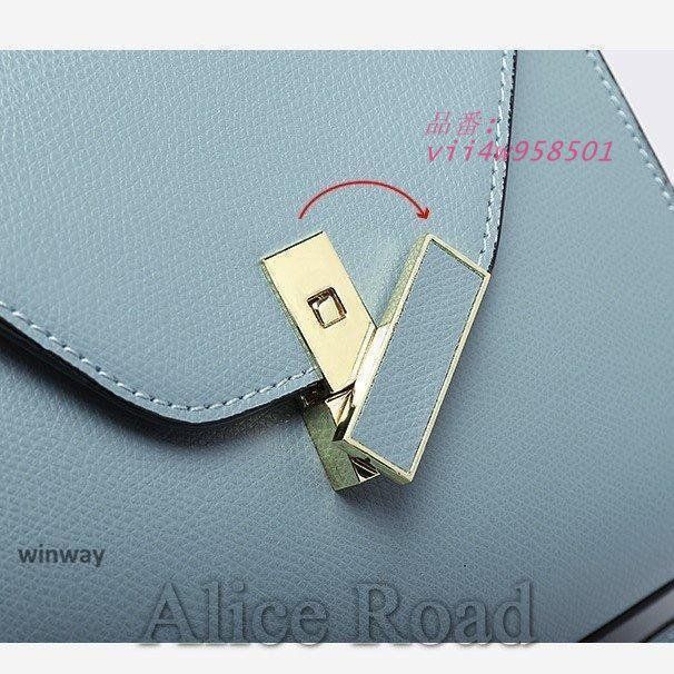 斜め掛け フォーマルバッグ