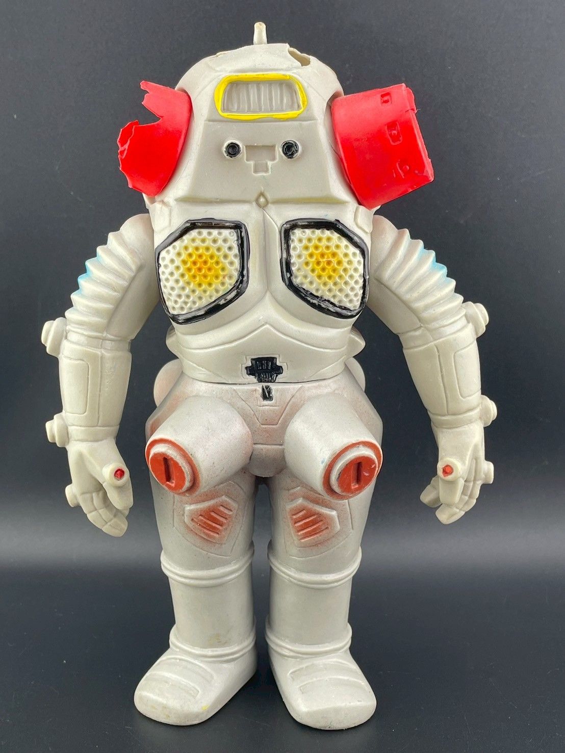 中古品】キングジョー 当時物 ウルトラマン怪獣 マルサン 中古品】キングジョー 当時物 ウルトラマン怪獣 マルサン