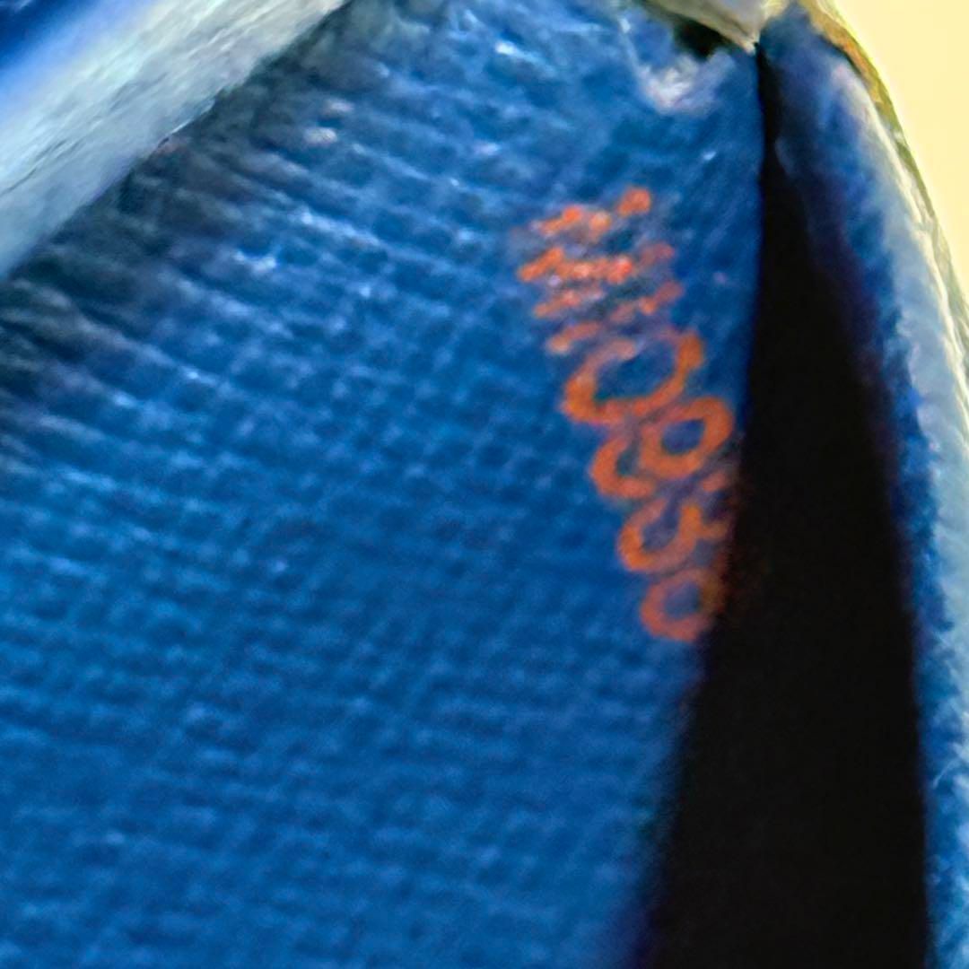 正規品⭐️美品⭐️ルイヴィトン　モノグラム エピ　ブルー系　財布　二つ折り □美品□LOUIS VUITTON 2つ折り ブルー ルイヴィトン エピ 正規