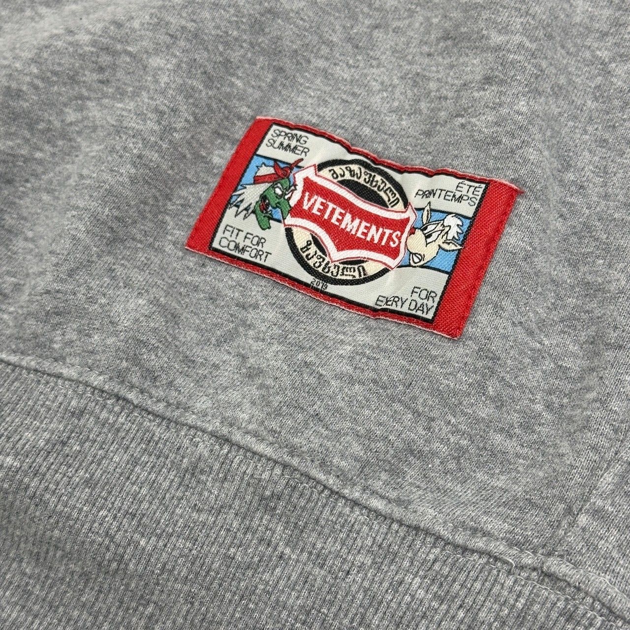 VETEMENTS 19ss パ－カ－ ♪ VETEMENTS ヴェトモン 19SS カートゥーン フーディー