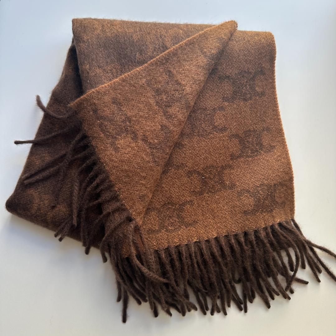 新品未使用 正規品 セリーヌ トリオンフ ロゴ モノグラム マフラー