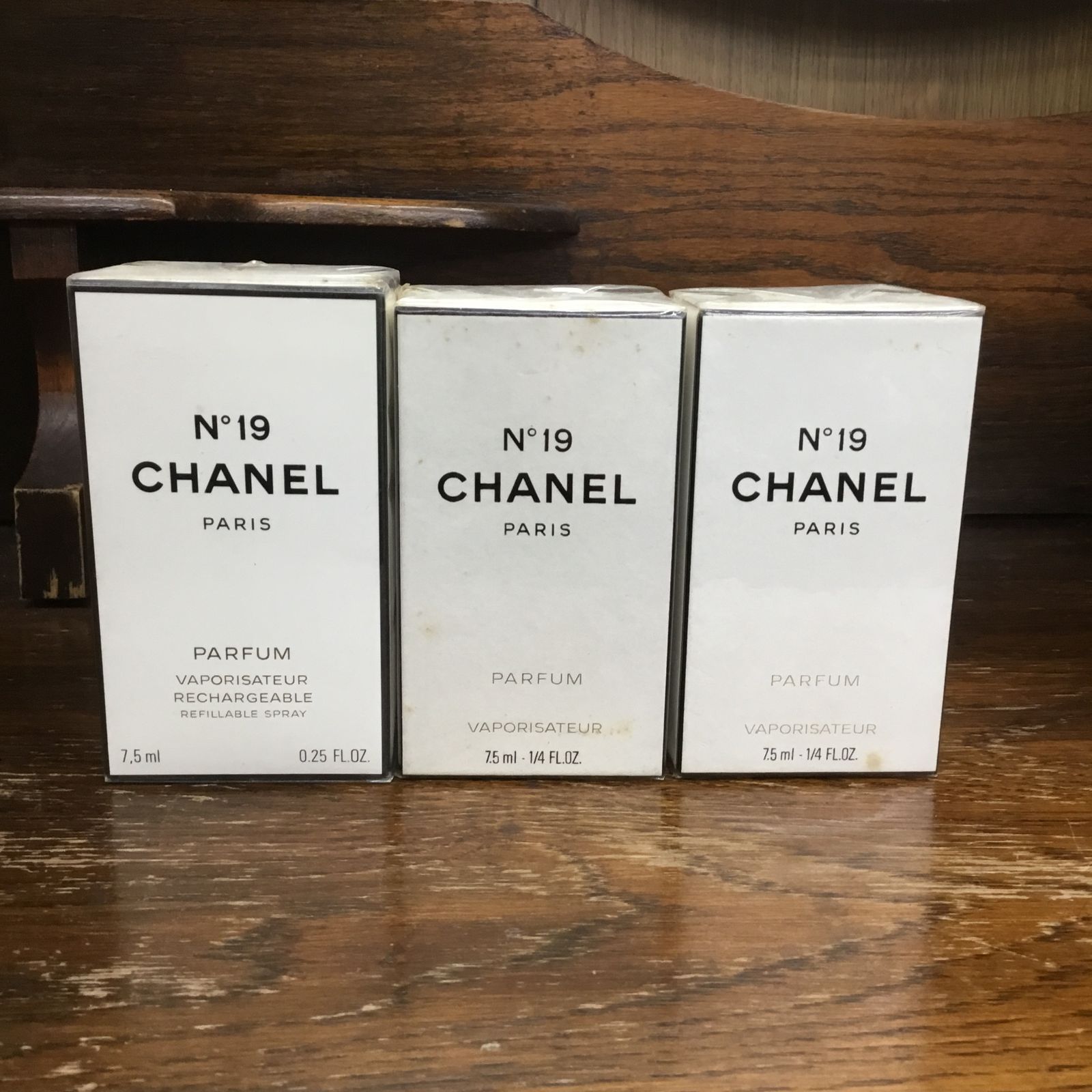 □CHANEL シャネル No.19 7点セット Amazon.co.jp: CHANEL(シャネル) No.19 香水 7.5ml : ビューティー