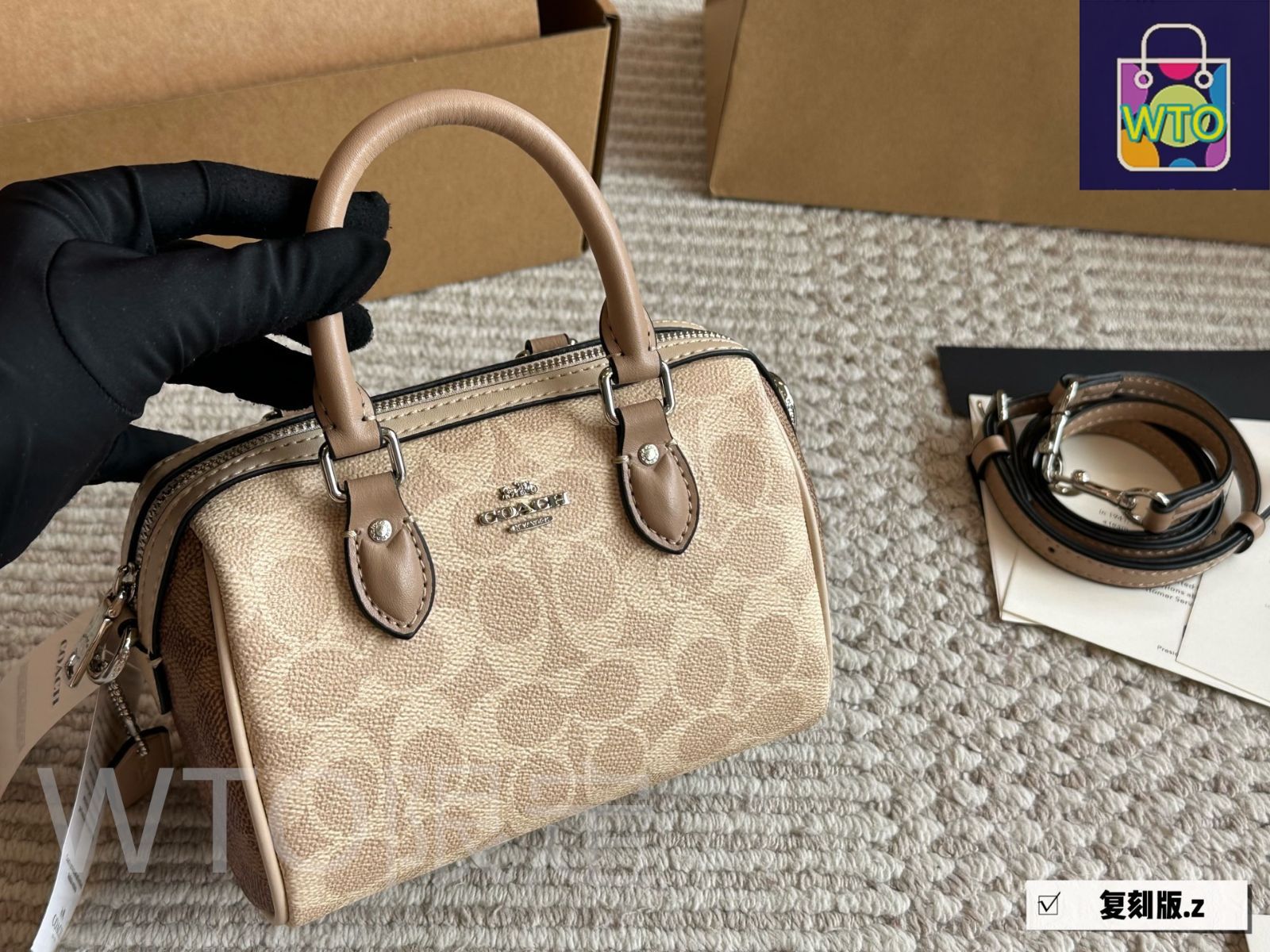 ミニバスコーチ 今日特価】Coach コーチ 23ss ピロウバッグ ミニボストンタイプ