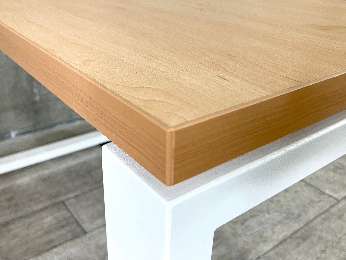 ハーマンミラー