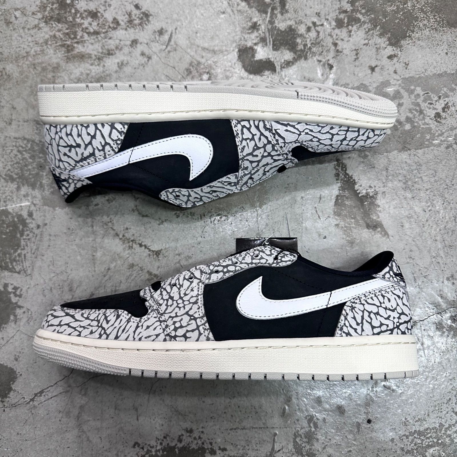 未使用品 NIKE Air Jordan 1 Retro Low OG 
