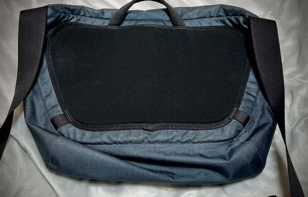 グランヴィル 10 クーリエ バッグ yukon 美品 アークテリクス グラン