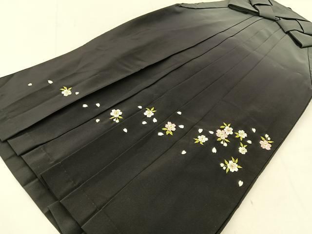 平和屋着物●女性 行灯袴 総刺繍 舞桜文 暈し染め 黒地 金糸 洗える着物 BAAU3811hj
