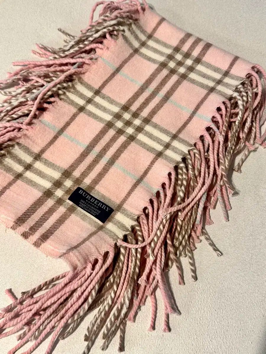 バーバリー　カシミヤマフラー　キッズ BURBERRY(バーバリー) キッズ カシミヤ マフラー - メルカリ