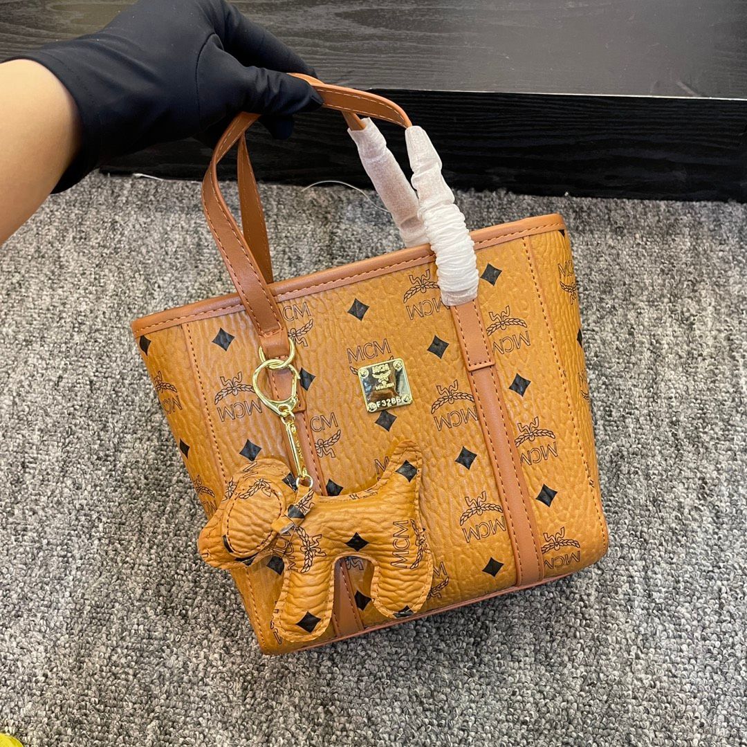 美品 MCM バッグ ショルダーバッグ ハンドバッグ 財布 - メルカリ