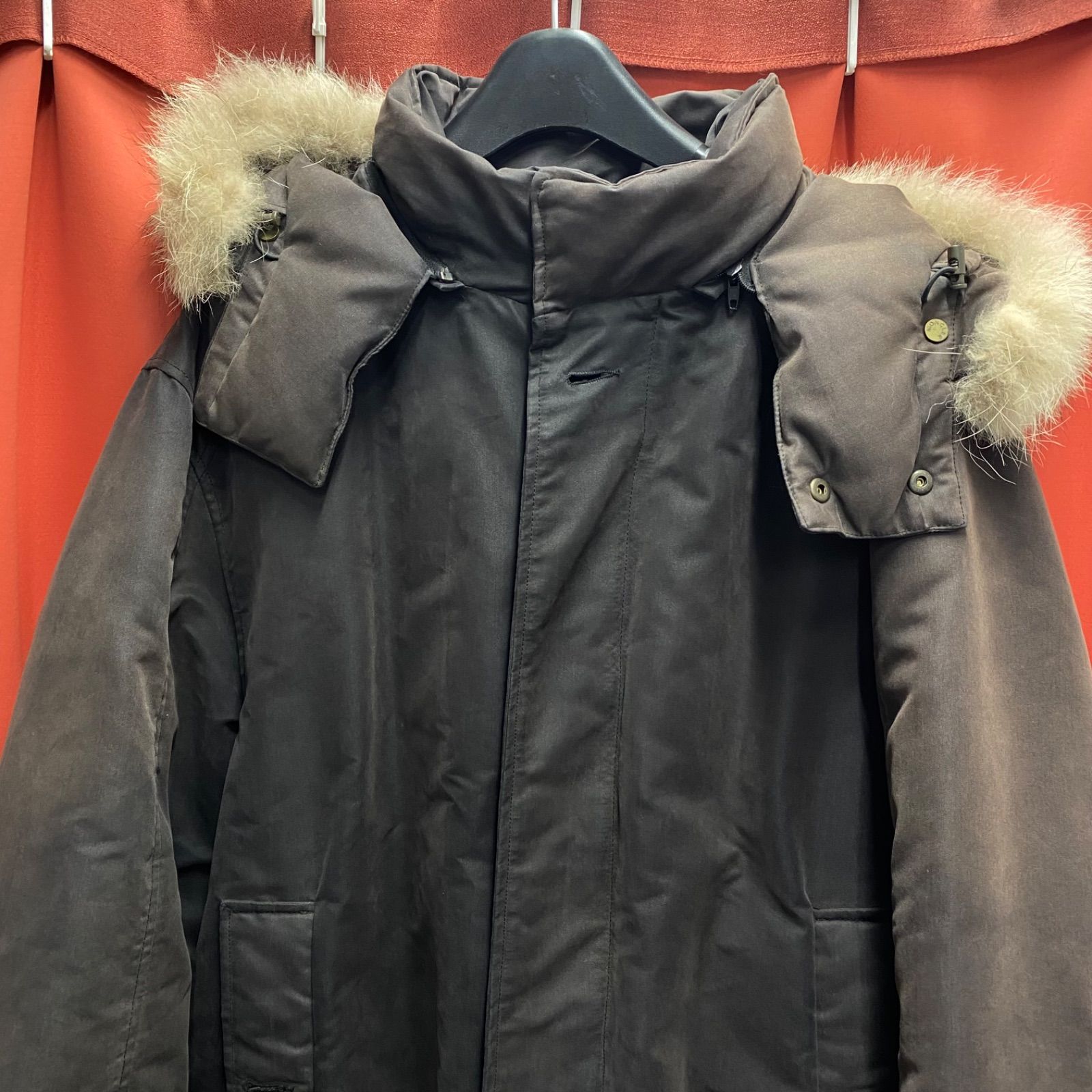 MONCLER フード付きダウンジャケット ダークブラウン モンクレール ダークブラウン ダウンジャケット フード付き