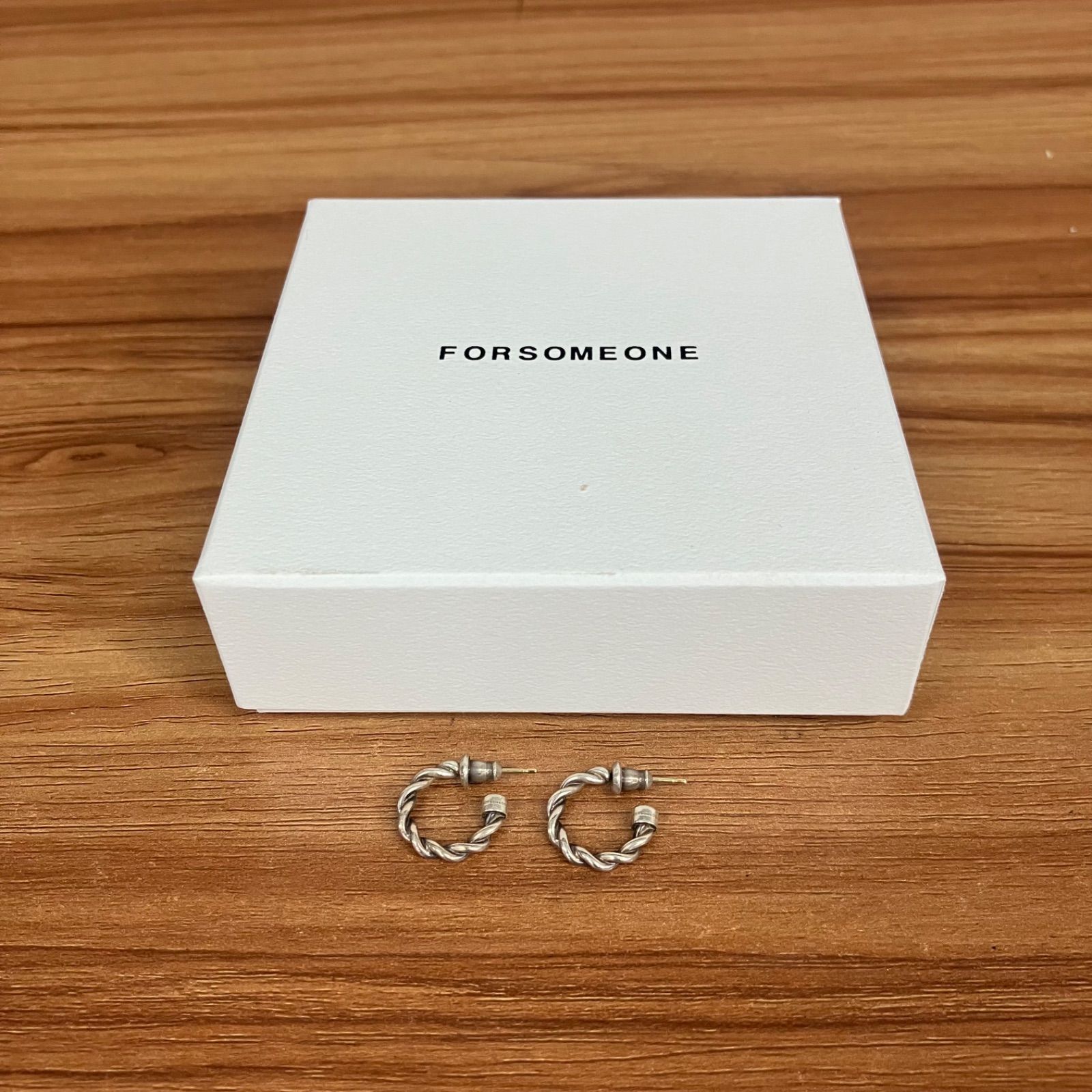 M【値下げ交渉可能】FORSOMEONE フォーサムワン ツイスト