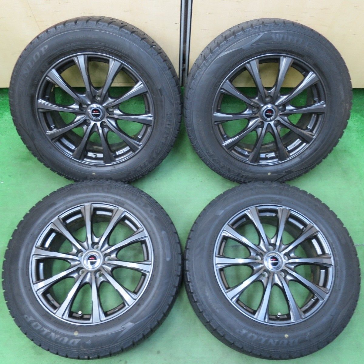 キレイ☆スタッドレス 225/60R17 ダンロップ ウインターマックス WM02 
