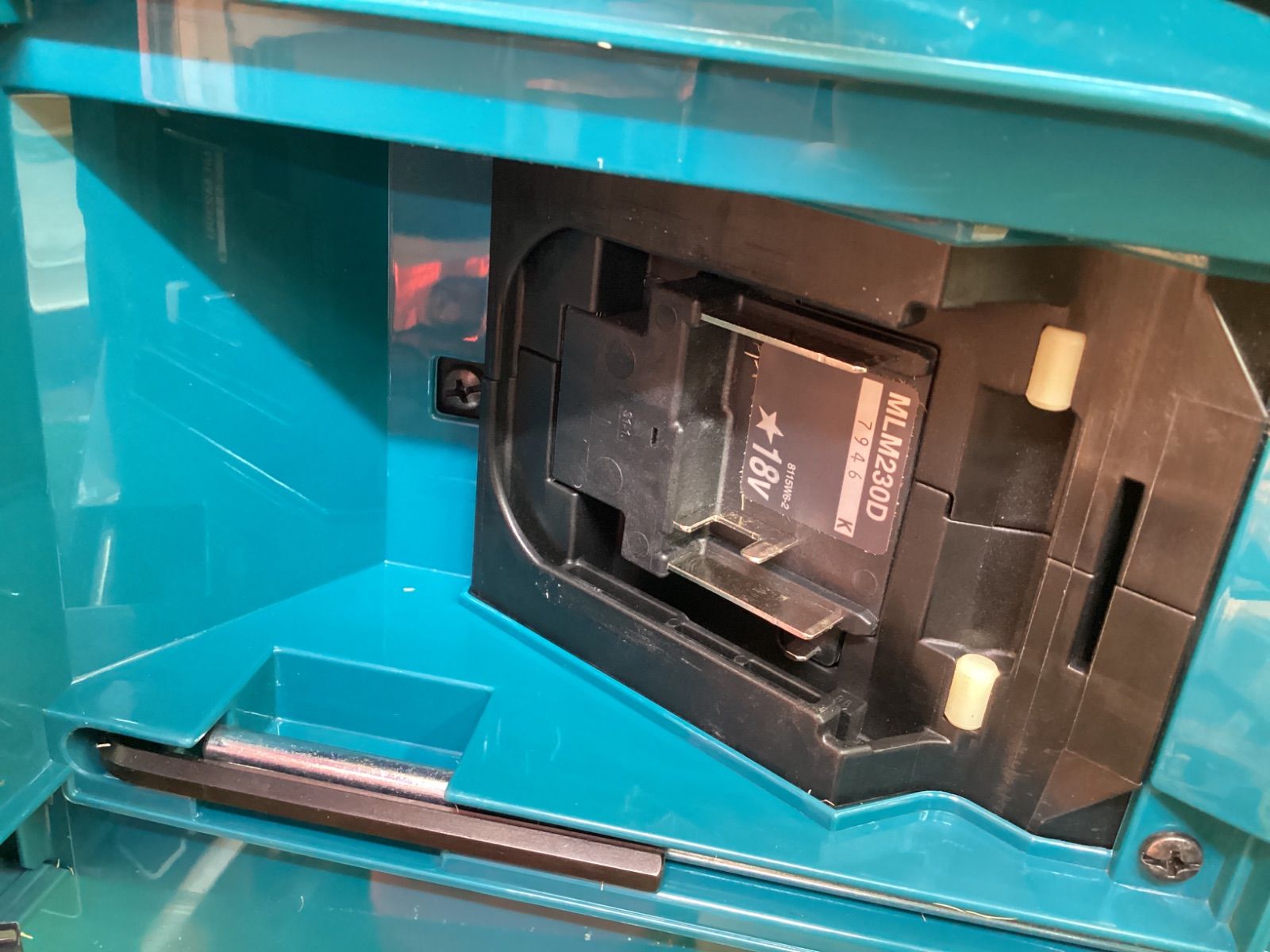 確かな品質。必見！ マキタ 18ｖ 230mm 充電式芝刈機 本体のみ MLM230DZ IT0650COA8TW