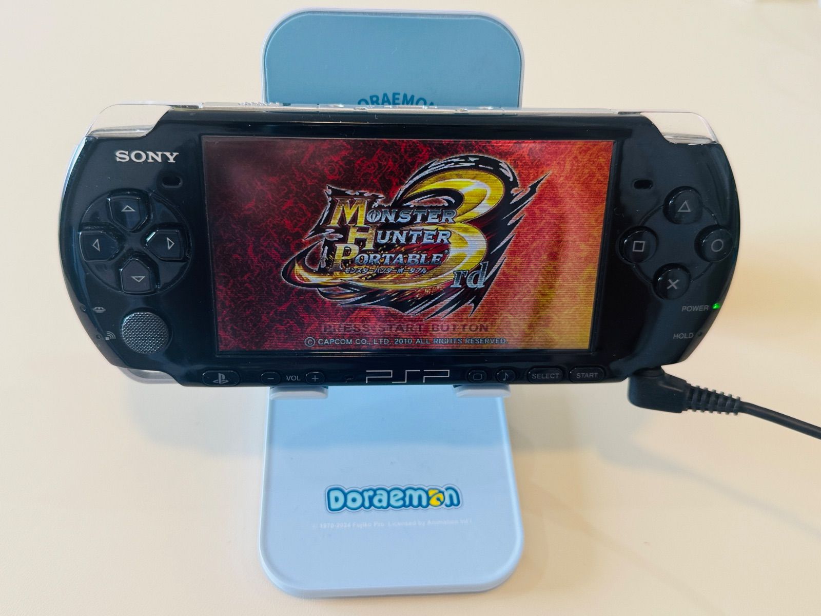 SONY PSP-3000 ブラック 本体＋8GBメモリースティック 全機能動作品