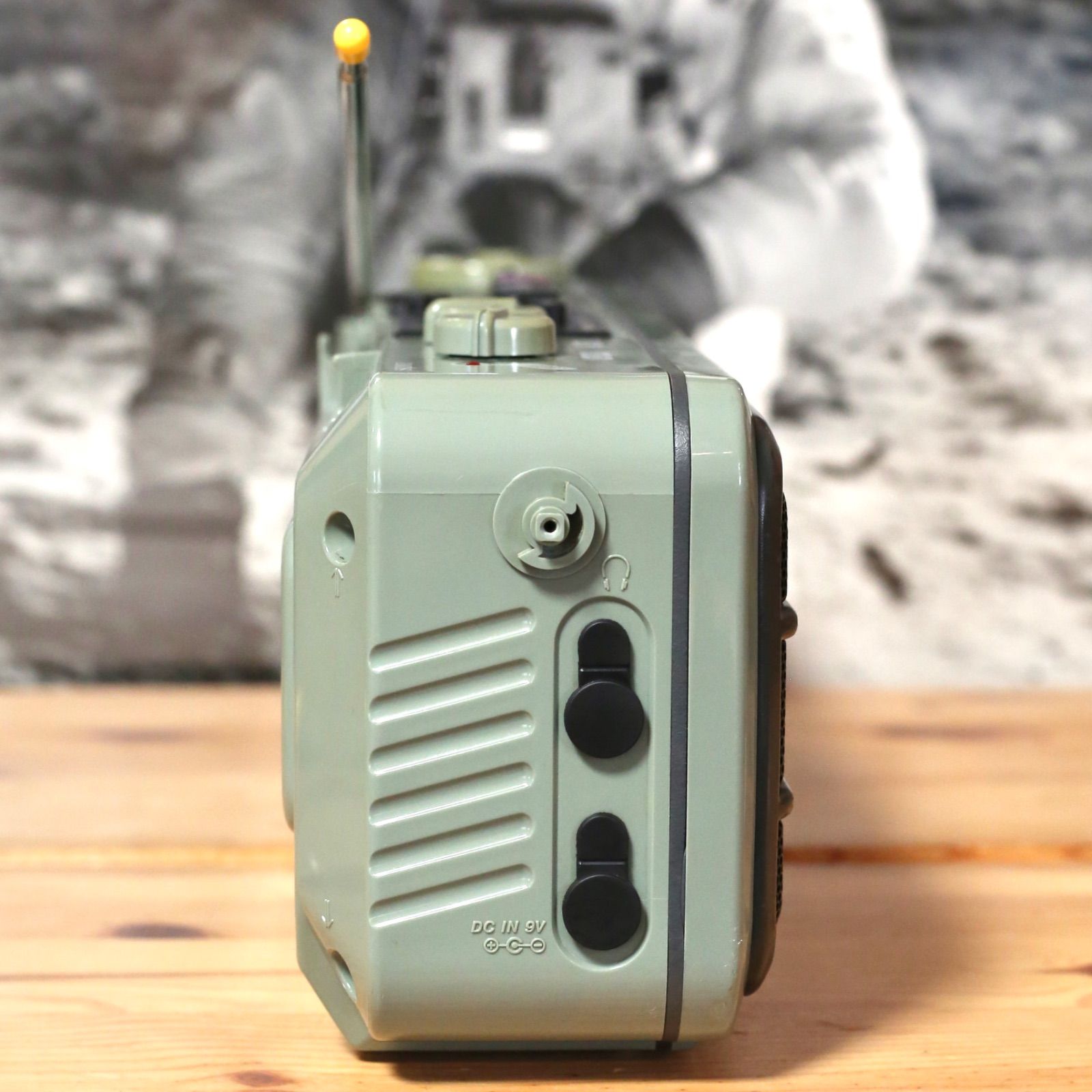 SONY SPORTS CFS-V75 防滴仕様 ラジカセ ソニー スポーツシリーズ 80