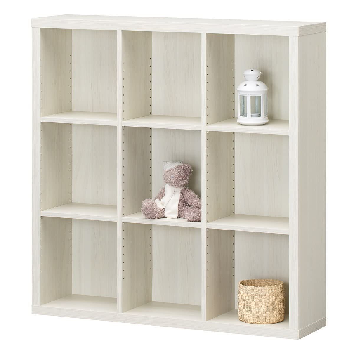 無垢材をイメージさせる厚さ3.6cmの天板