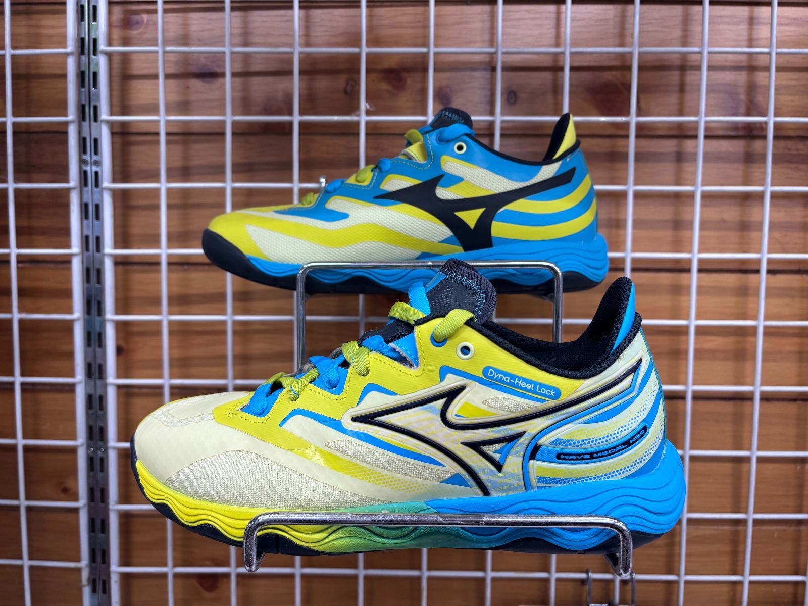 Mizuno 卓球シューズ ウエーブメダルNEO 81GA232501 サイズ別有