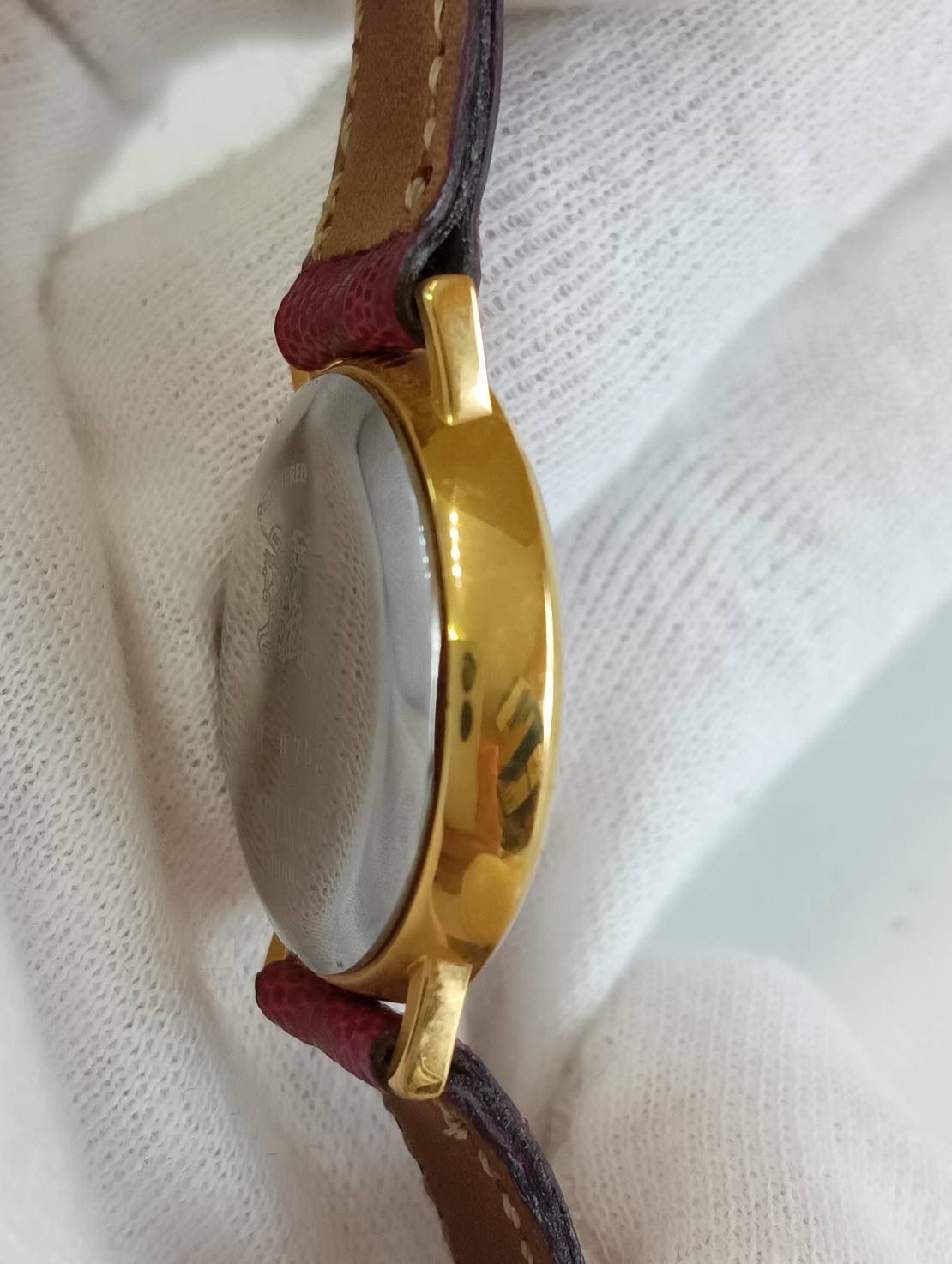 ゴールド×赤レッドベルト 時計
