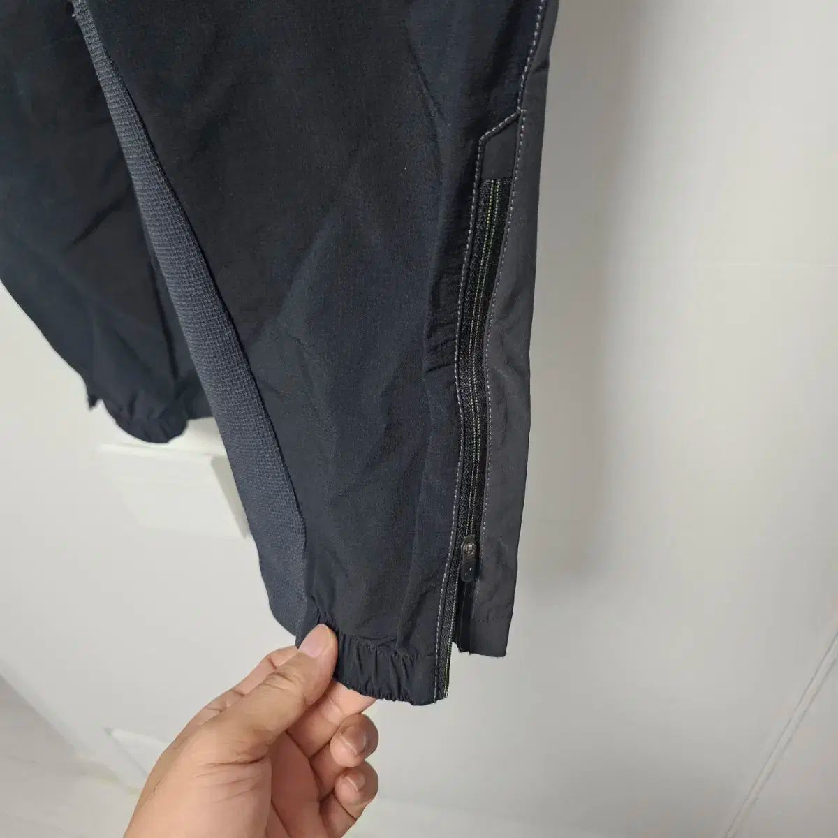 MONTURA モンチュラ 男性用ハイキングパンツ 31 ー 32 HRDEVELOPMENT_JP