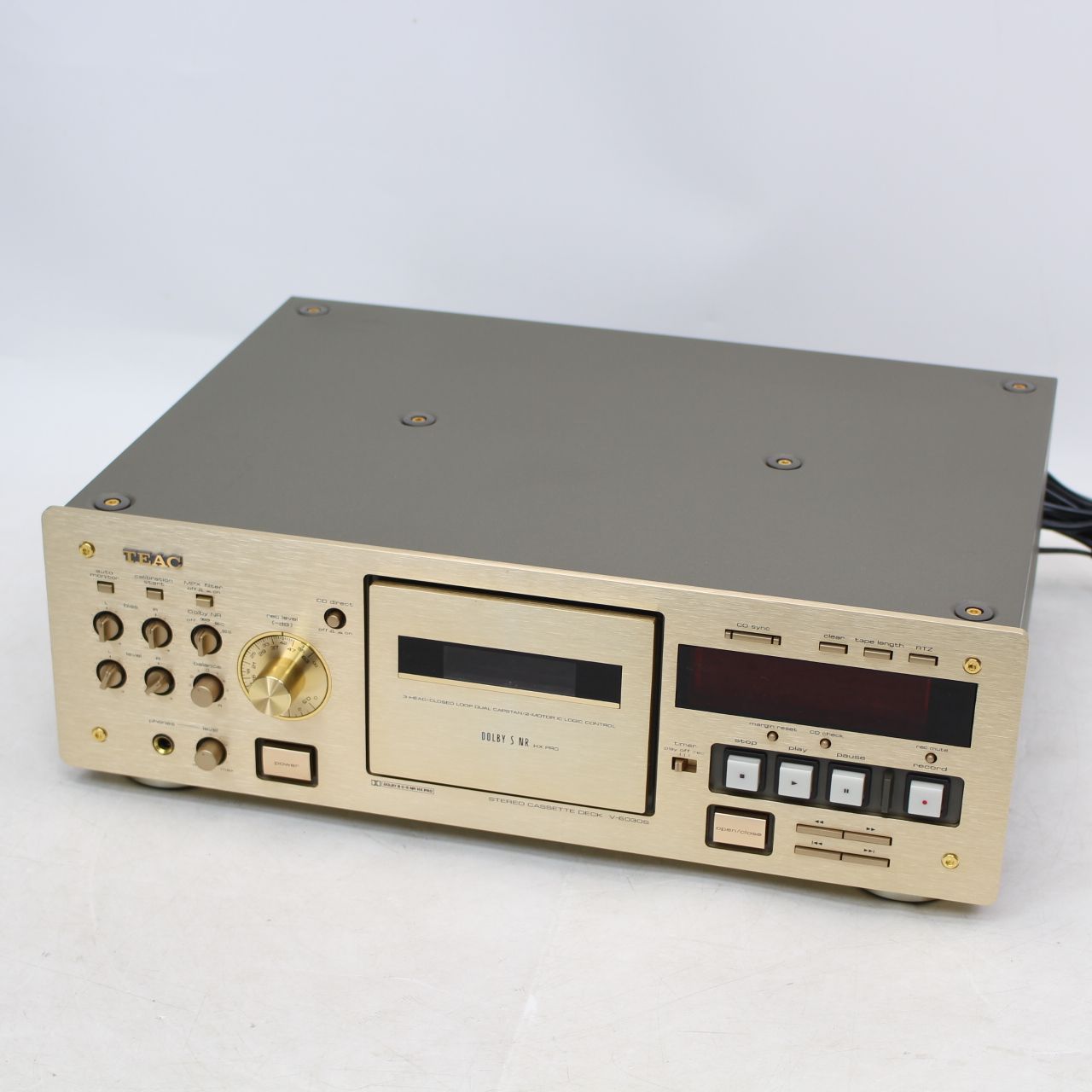 754 TEAC V-6030S カセットデッキ ティアック
