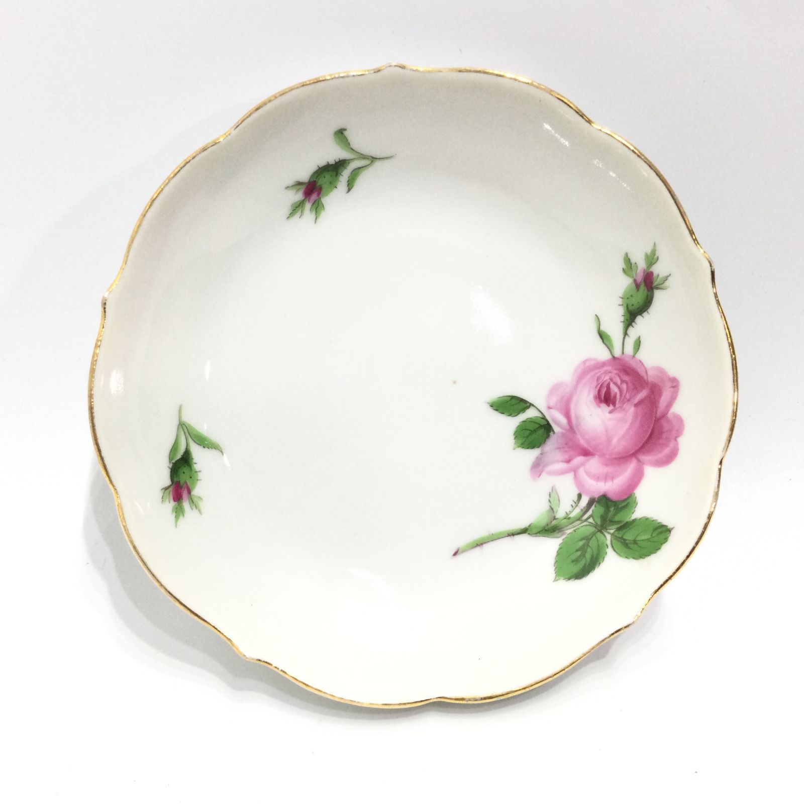 カップ-ソーサー