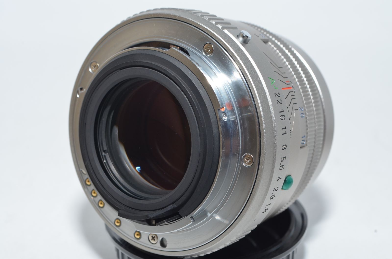 250898 ペンタックス HD PENTAX FA 77 mmF 1 8 Limited シルバー 中望遠単焦点レンズ