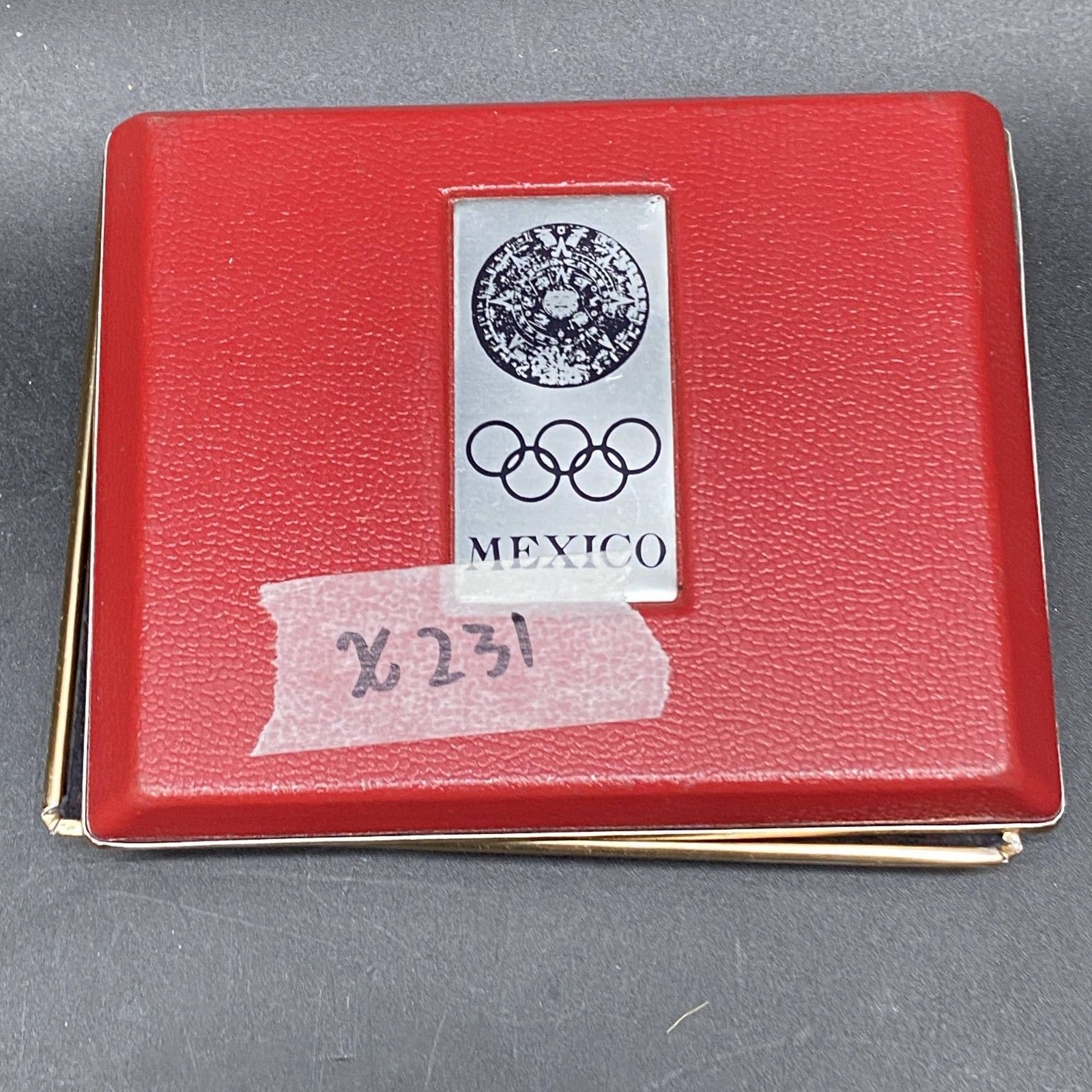 希少品 第19回オリンピック大会記念メダルメキシコ 1968年 マヤ