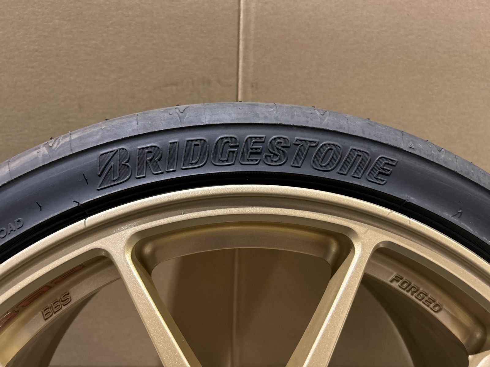 RI-A047 18インチ×8.5J