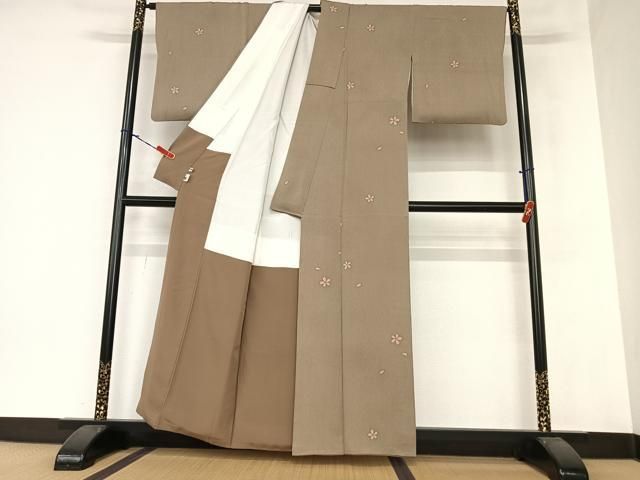 平和屋着物○上質な小紋 舞桜文 ゑり善扱い たとう紙付き 正絹