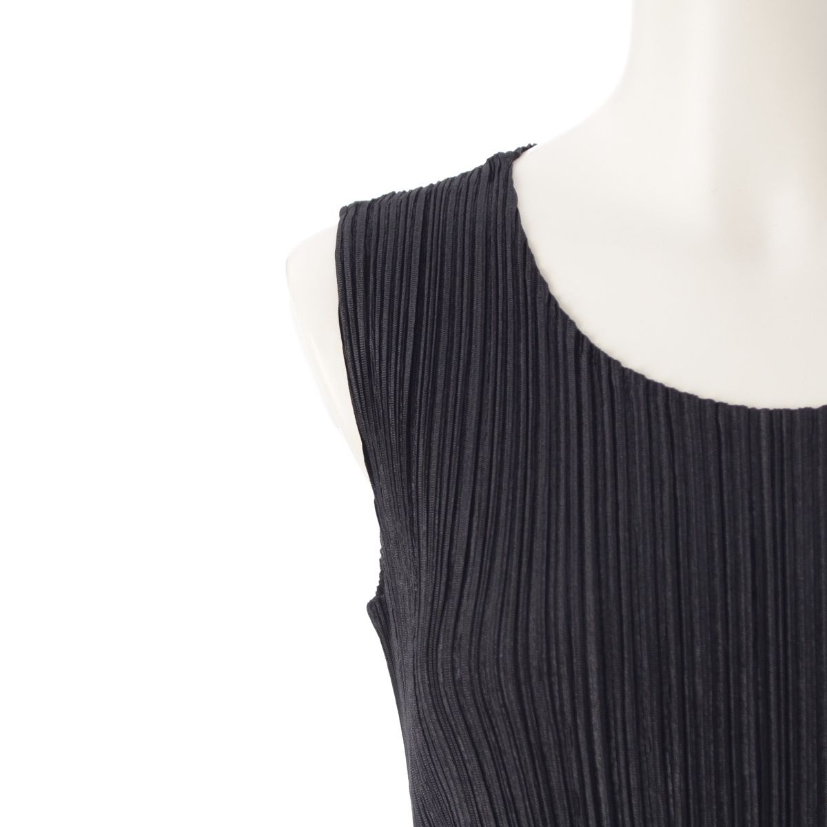 プリーツプリーズ ブラック ノースリーブ ロングワンピース 中古