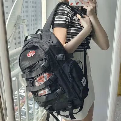 ラスト2点！【海外限定 新品・未使用】韓国 Daylife SINGLE STRING BACKPACK デイライフ リュック バックパック  ※ブラック 大容量 ステッカー付き - メルカリ