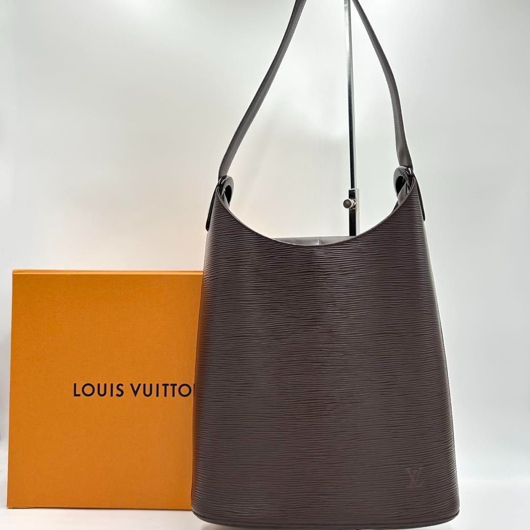❣️ルイヴィトン❣️エピ•ヴェルソーショルダーバッグ✨モカ【極美品】 ❣️ルイヴィトン❣️エピ•ヴェルソーショルダーバッグ✨モカ