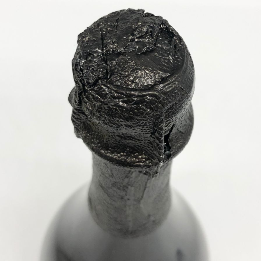 ドンペリニヨン ホワイトルミナス 2015 未開栓 750ml - メルカリ