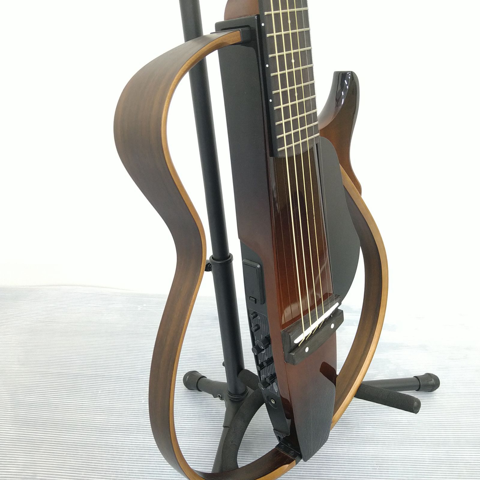 【美品】ヤマハサイレントギター SLG200S TBS ケース・電源アダプタ付き-3