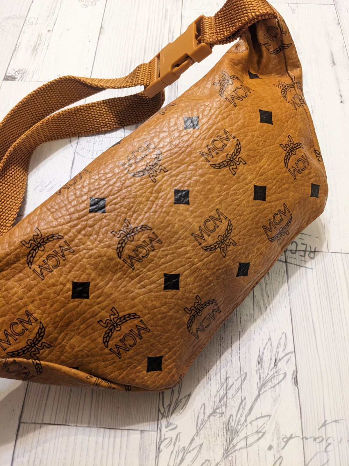 新しいブランド MCM ウエストポーチ ブラウン brown ウエストバッグ