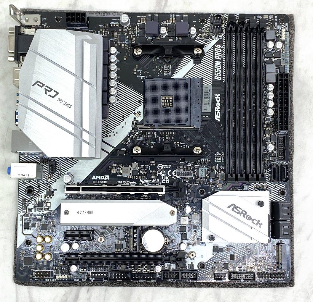 ASRock B550m PRO4 マザーボード